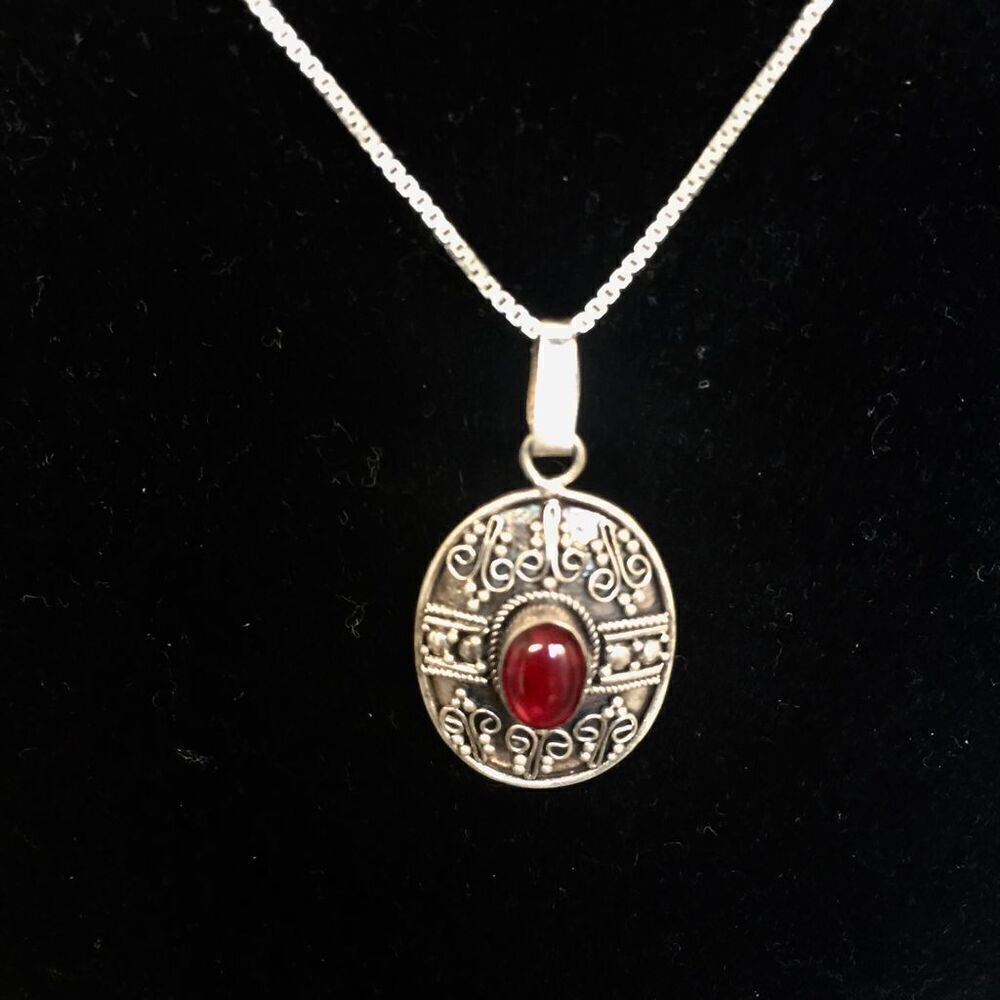 BD# Vermeil & Garnet Pendant & 925 Chain